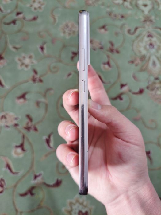 Samsung galaxy s22 plus состояние 9/10