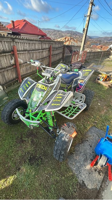 Suzuki LTZ 400