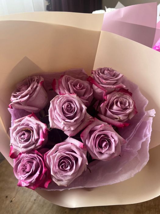 Цветы каждая по 2000