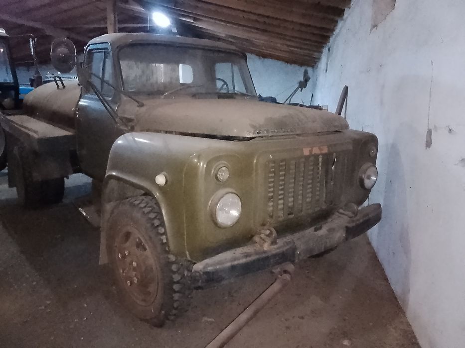 Продам бензовоз газ-52