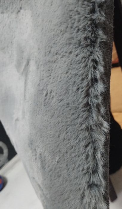 Уникална мекота! Килим с имитация на заешка кожа