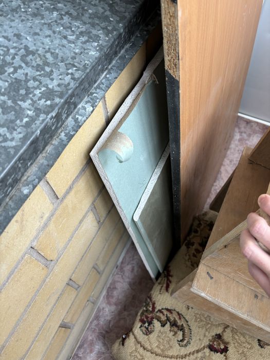 Остатки стройматериалов после ремонта