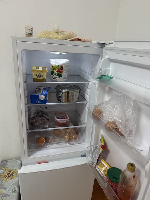 Продается холодильник от Leadbros