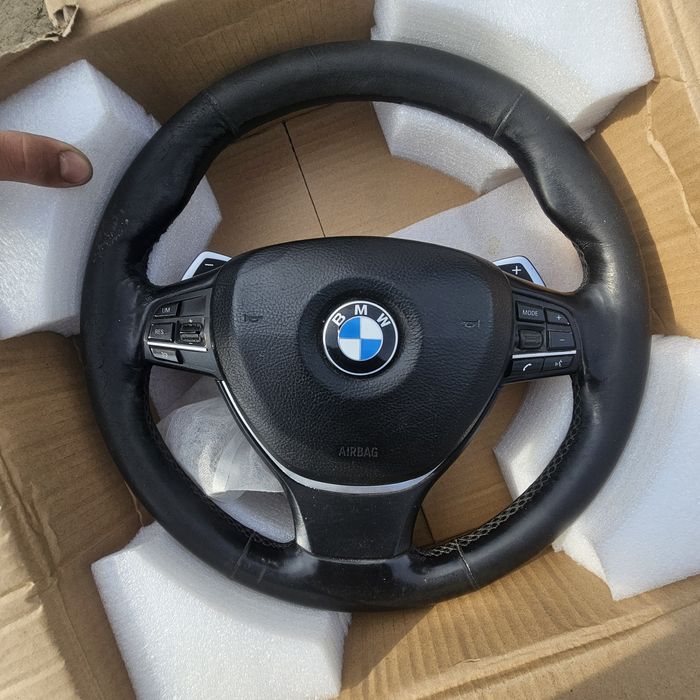 Волан за BMW със пера,   свален от  F 10