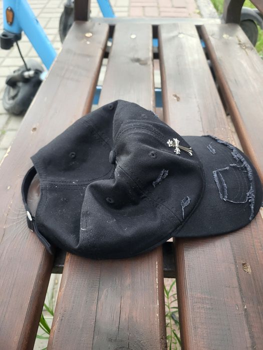 Продам модную кепку с крестом