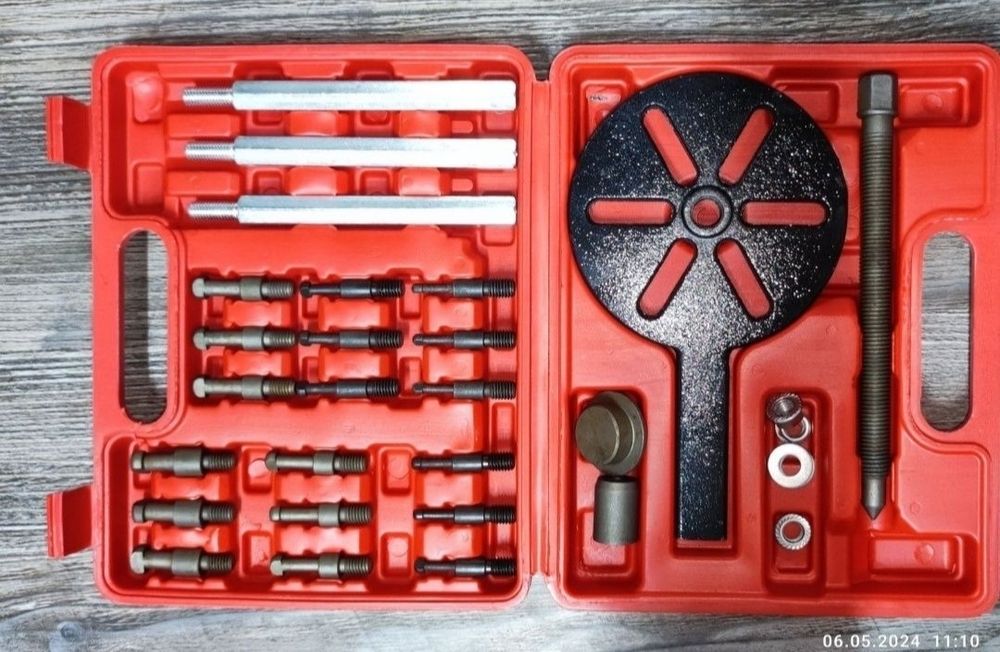 Съемник ступиц,подшипников обратный молоток.