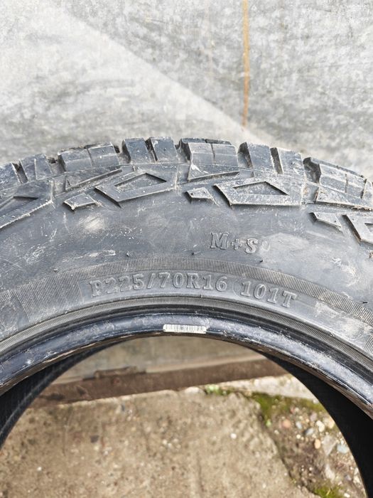 Roadcruza RA1100 225/70/16