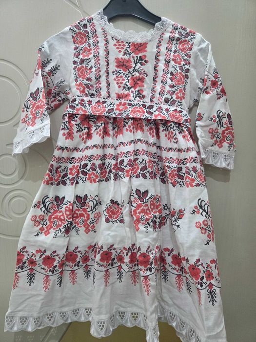 Елегантни детски рокли