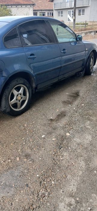 Vand pasat b5.5 cu toate actele in regulq