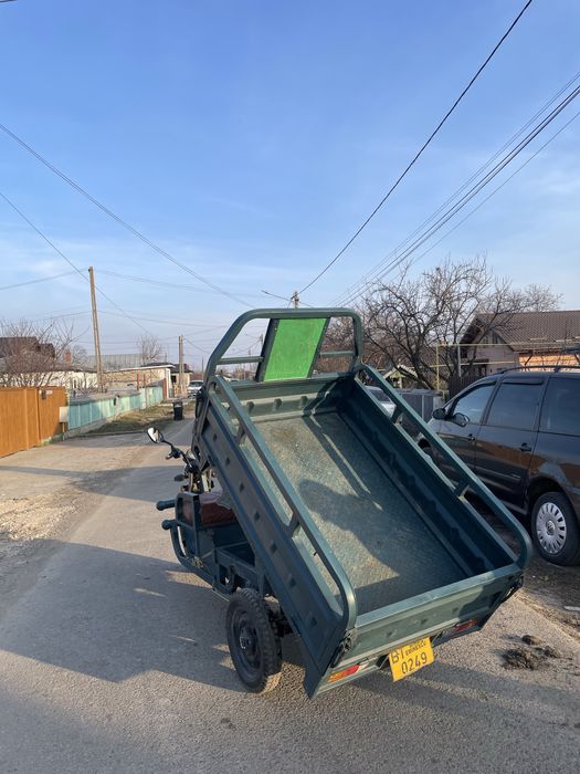 Vând triciclu electric
