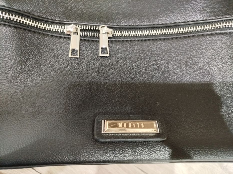 Чанта черна Mohito