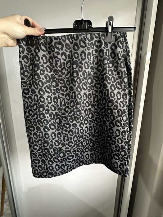 РАЗПРОДАЖБА - всичко по 5 евро