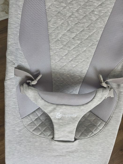 Люлка шезлонг ergobaby Evolve