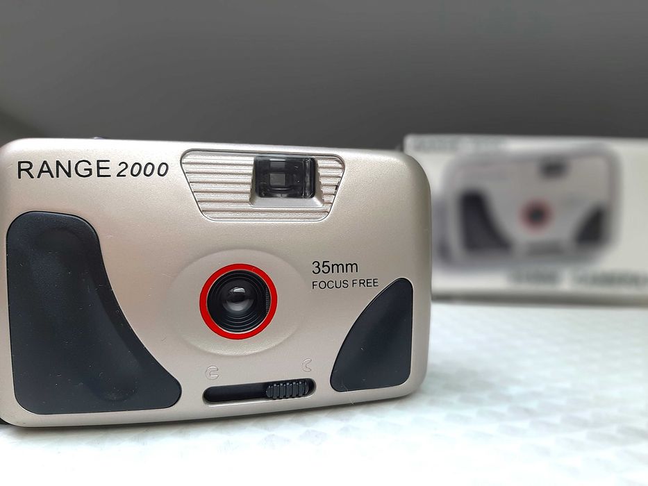 Филмов фотоапарат RANGE 2000 35 мм, винтидж, компактен, тестван