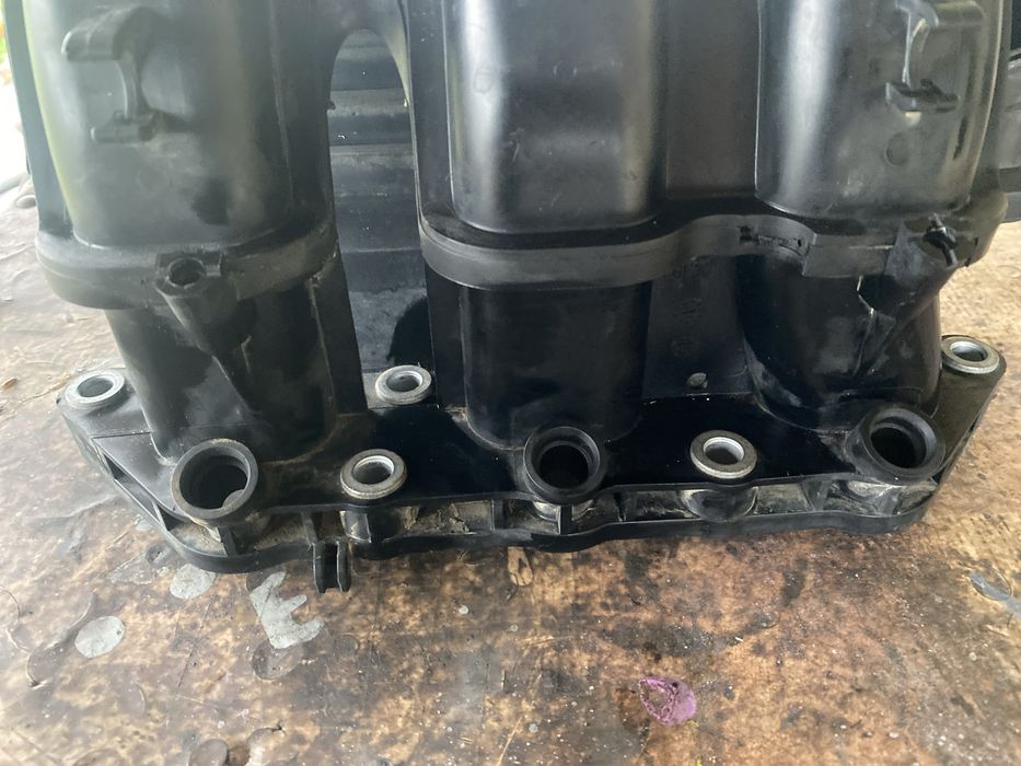 Всмукателен колектор за поло ибиза фабия 1.2 бензин