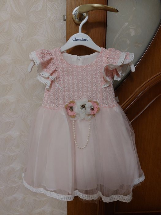 Продам платье для девочки