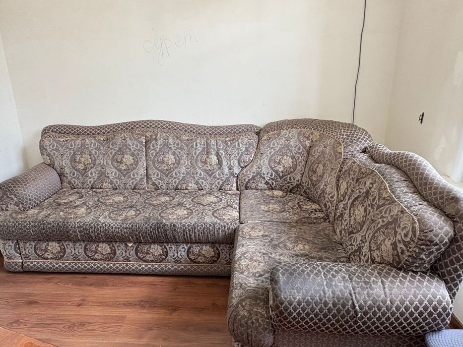 Продается угловой диван