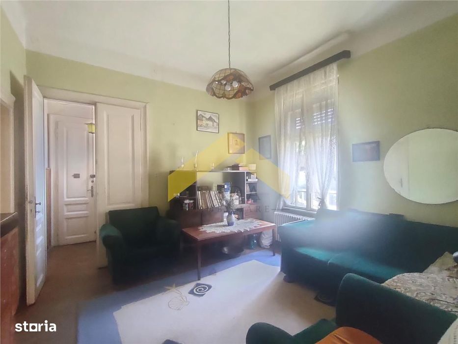 Casa 5 camere de vanzare centrul Aradului