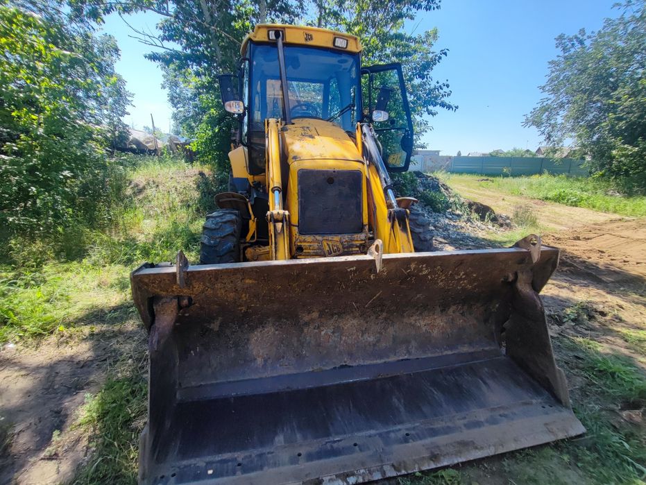 Продается экскаватор погрузчик JCB 3cx