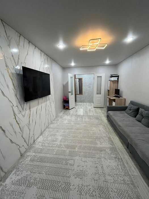 3 - комнатная квартира 18 мкр.