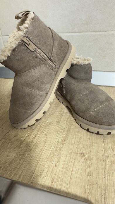 Ghete de piele zara 23