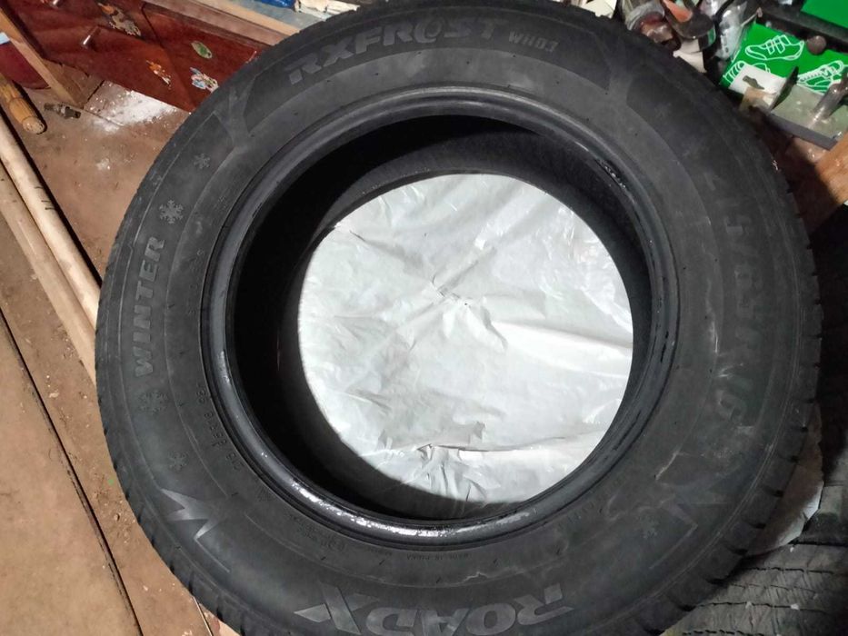 Автошины зимние 215/65 R16