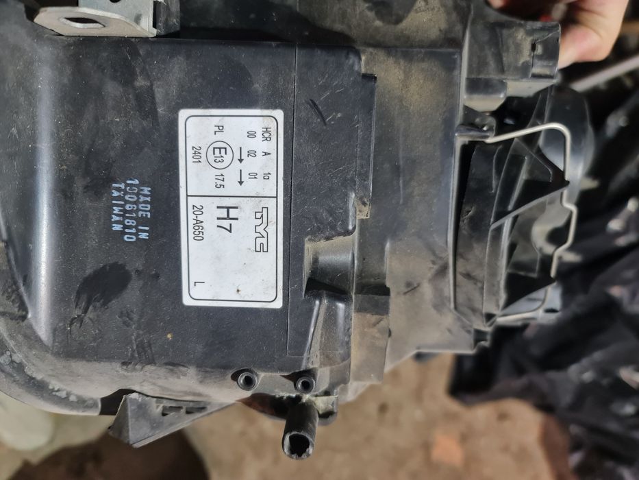 Faruri bmw seria 1 120d