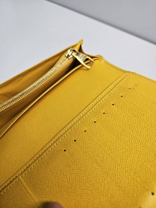 Louis Vuitton Brazza Cartera Damier Pop Amarillo оригинален портфейл