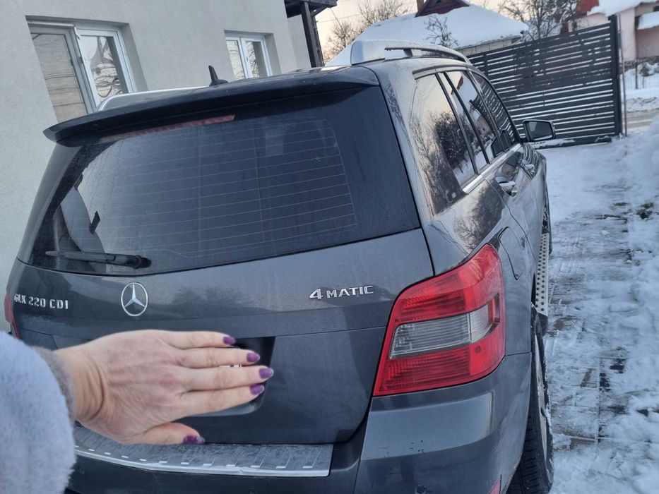 Se vinde MERCEDES-BENZ GLK din 2010, motor 2,2, 4x4, cu 170 CP