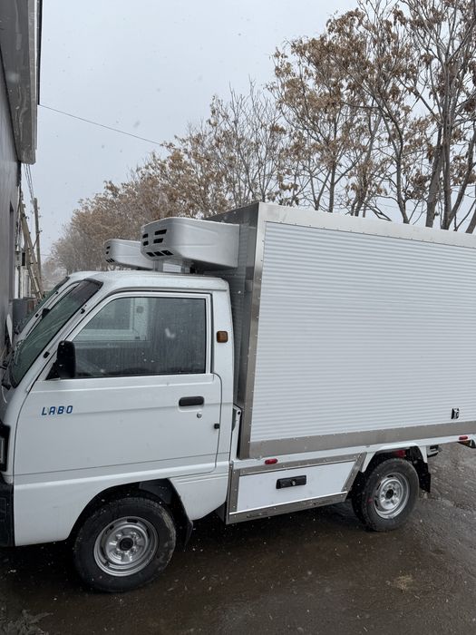 Labo va shunga o’xshash avtomobillar uchun refrejirator sotiladi