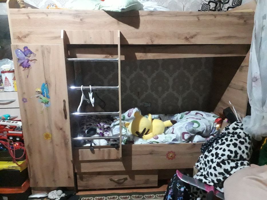Продам 2х Ярусную кровать