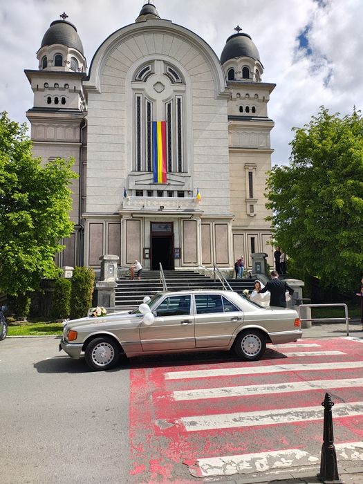 Mașină epocă, limuzină clasică pentru  evenimente (nuntă, majorat,etc)