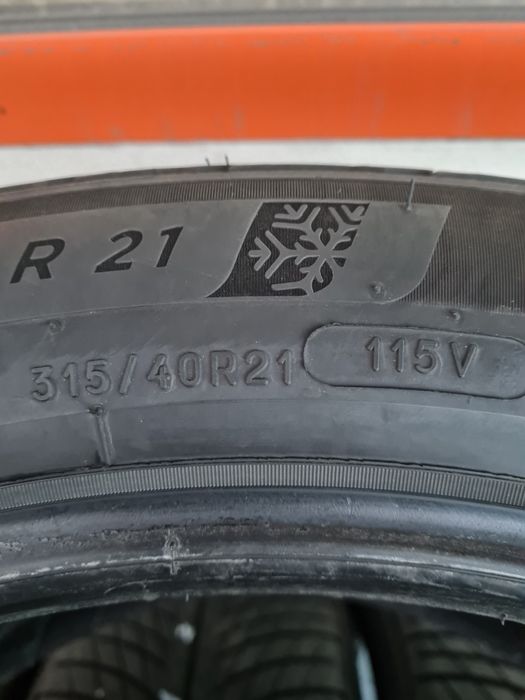 Зимни гуми Спорт П. MICHELIN PilotAlpin5 315 40 R21 275 45 R21 дот2721