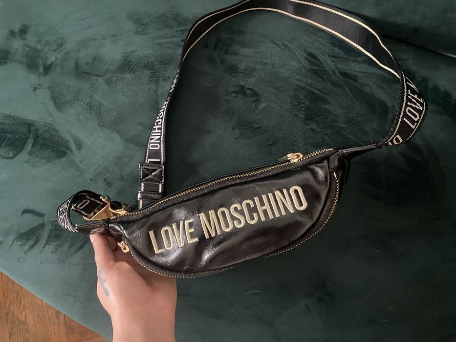 Geantă damă Love Moschino in stare foarte bună