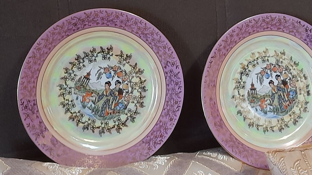 Тарелки из сервиза "Мадонна "