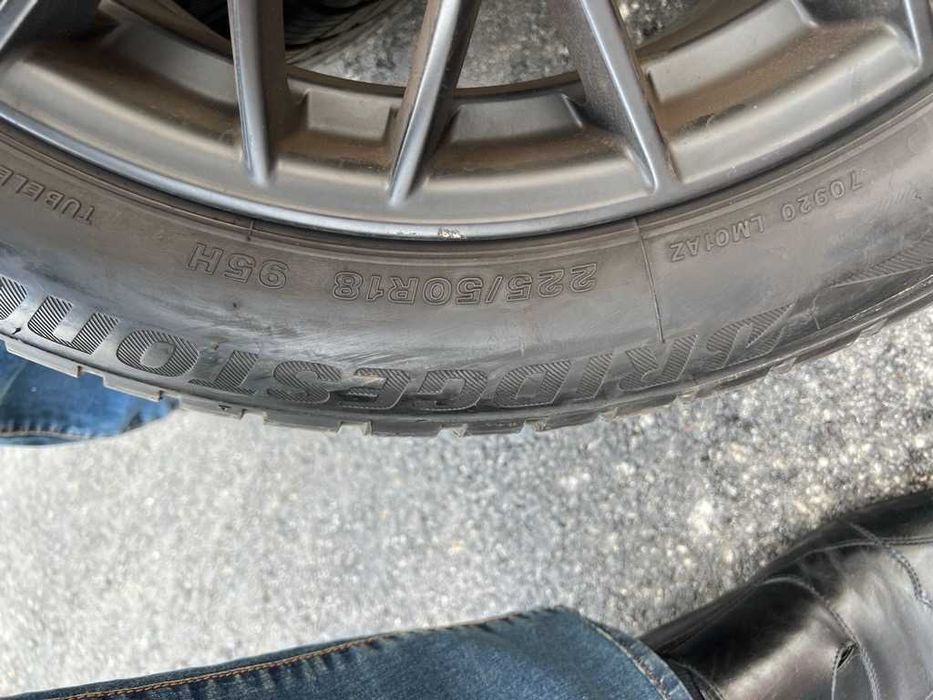 Гуми с джанти - BRIDGESTONE LM001 225/50 R18 95H Runflat с хомологация BMW и джанти BMW Styling M405