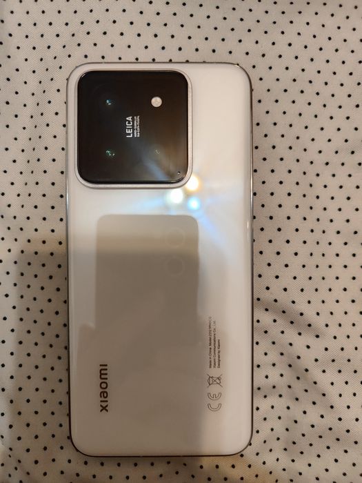 Продам смартфон Xiaomi 14