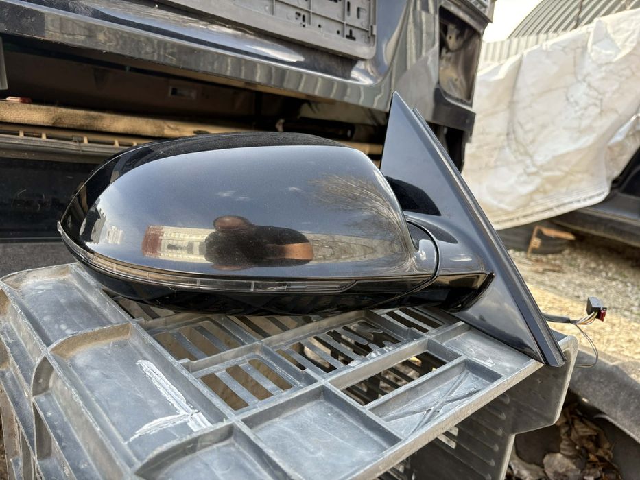 Дясно огледало Audi A8 D4
