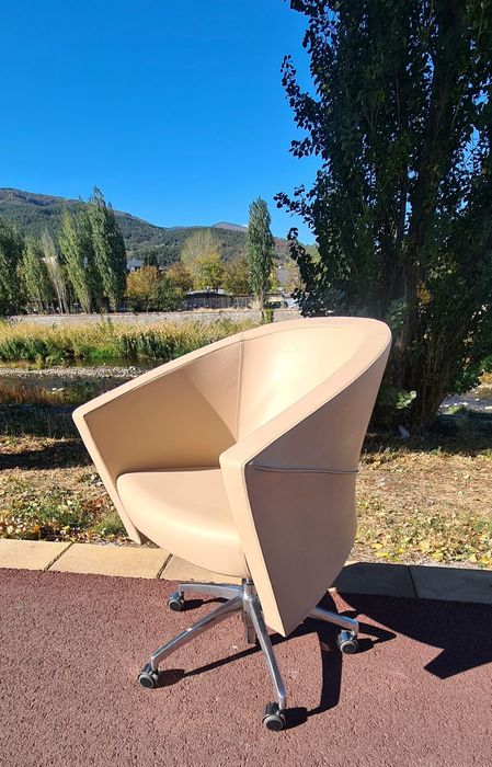 LUXY Стол вана с газов асансьор полиран с естествена кожа алуминиева о