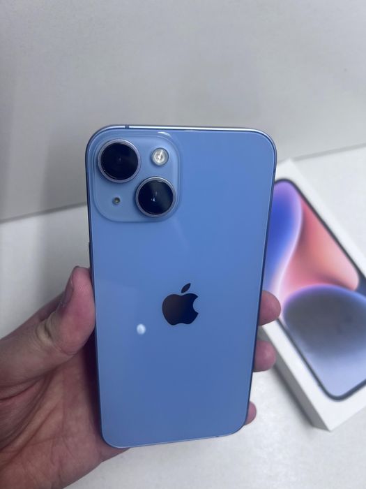 Продам Айфон 14 256г