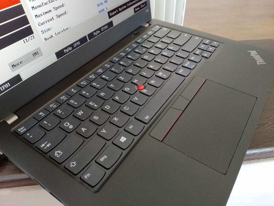 Lenovo ThinkPad T14s Gen 2i с Intel Core i7 процесор, 32 GB RAM и 512 GB SSD