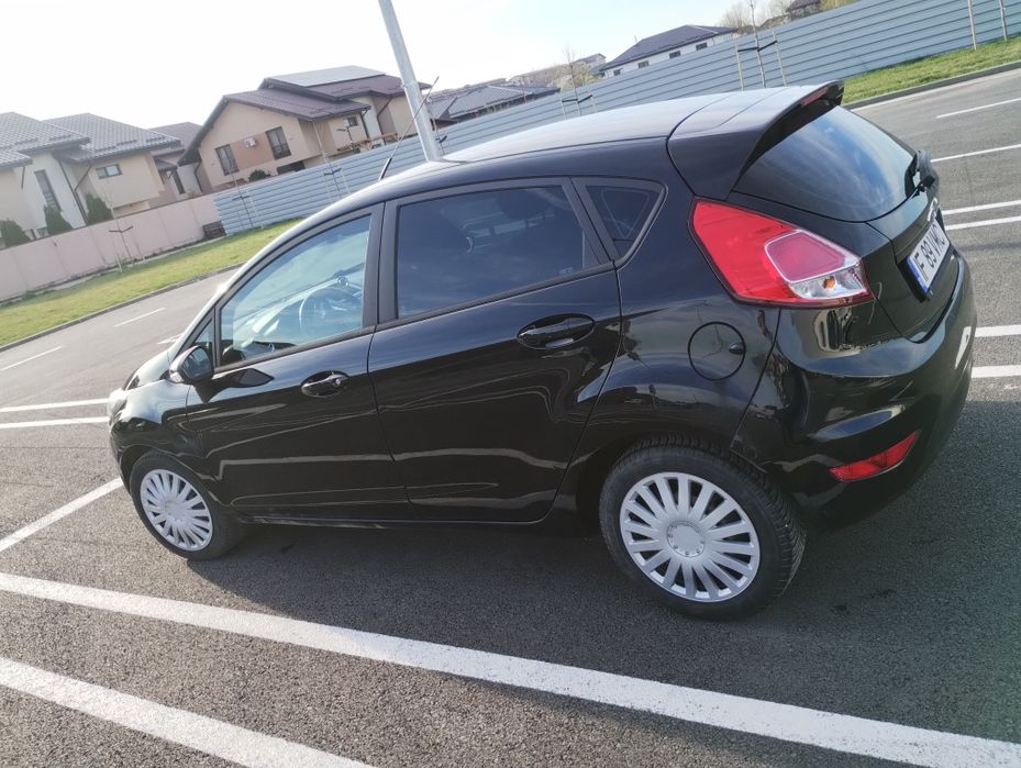 Ford Fiesta 2015 1.5 TDCi 75CP – AC, Bluetooth, Revizie făcută