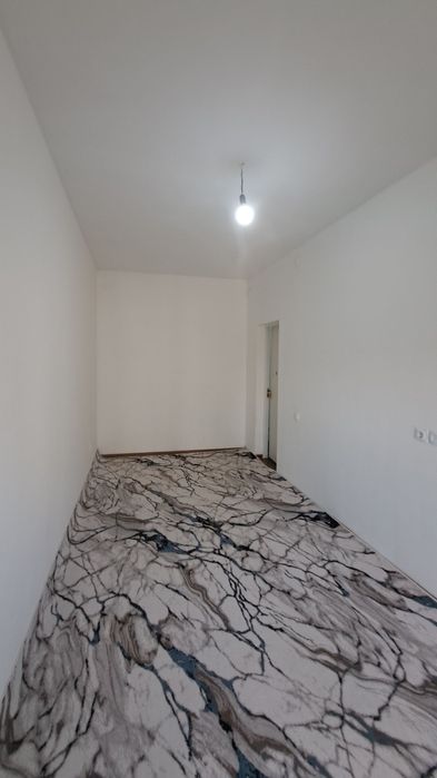 Чирчик шахар 
2-микрораён Навастройка
#2-хона 5-етаж
 квартира ижар