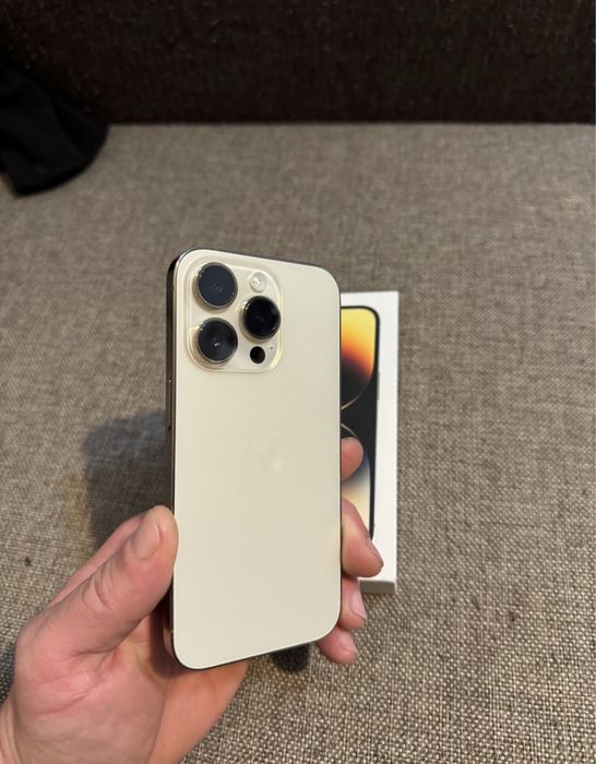 Vând ‘, IPhone 14 Pro Gold• Stare Foarte Bună