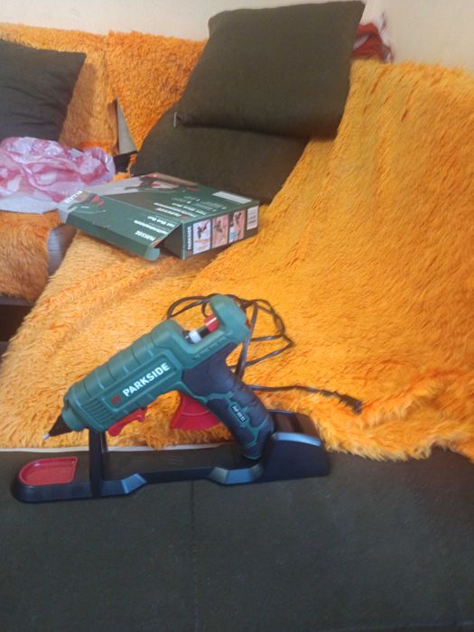 Силиконов пистолет