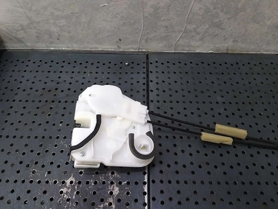 Broasca usa dreapta fata mitsubishi asx