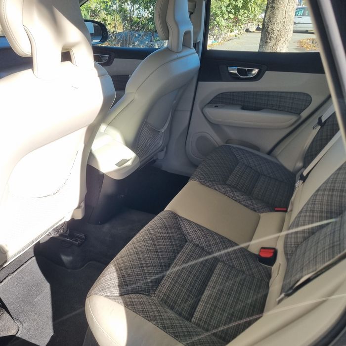 Vând Volvo XC60, 4x4 permanent, Full Options
