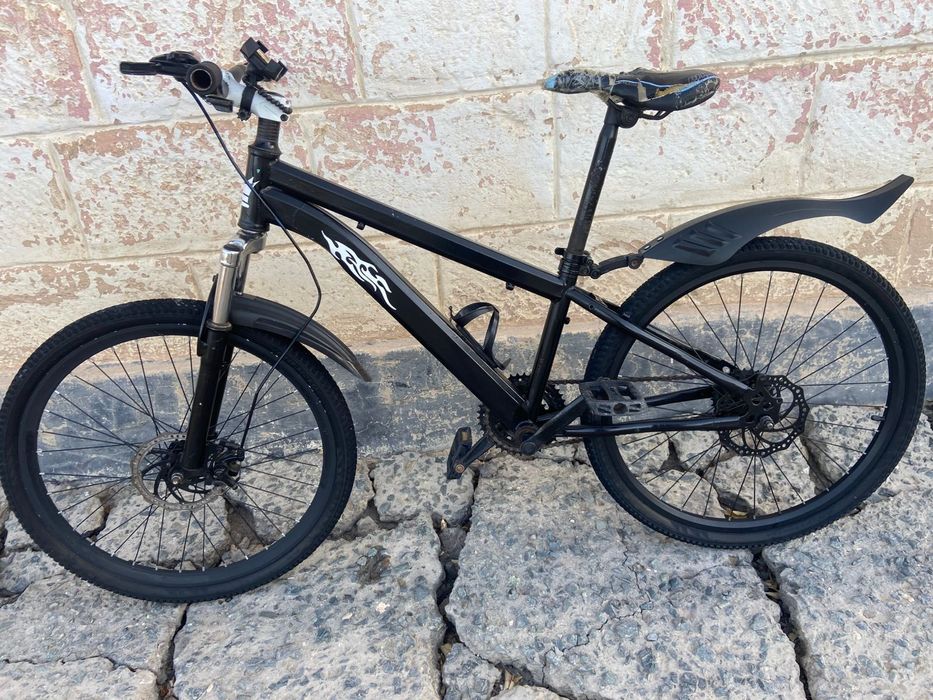 Велосипед черный