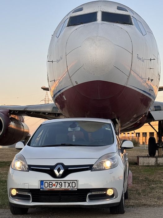 Renault scenic 2013 facelift