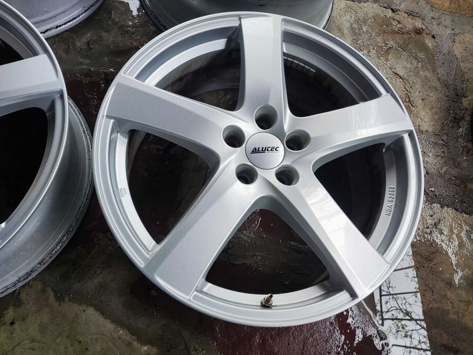 Форд Волво Пежо 19 цола 5x108 лети джанти Alutec - 5х108 Volvo / Ford